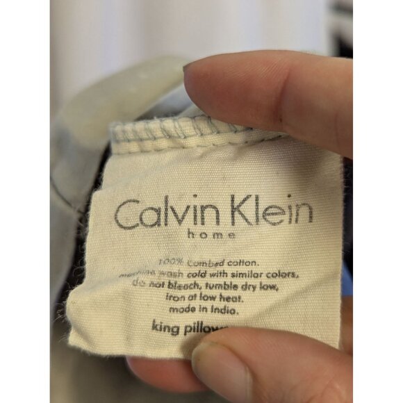 Calvin Klein Home Combed Cotton King Pillowcase Light Gray With Subtle Pattern S - Picture 4 of 4